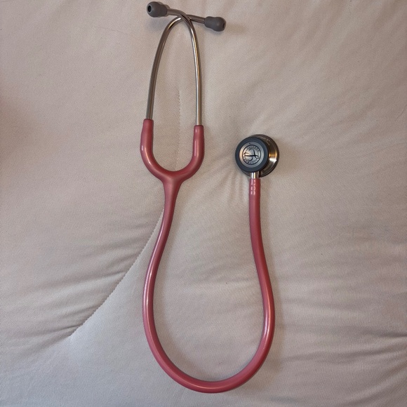 Pearl Pink Littmann Class III Stethoscope in box - Picture 3 of 4